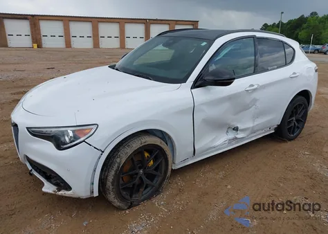 2021 Alfa Romeo Stelvio Ti Sport Awd z USA, uszkodzony, nr VIN ZASPAKBNXM7D15750